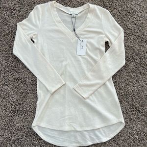 Halston crème off white sweater XS